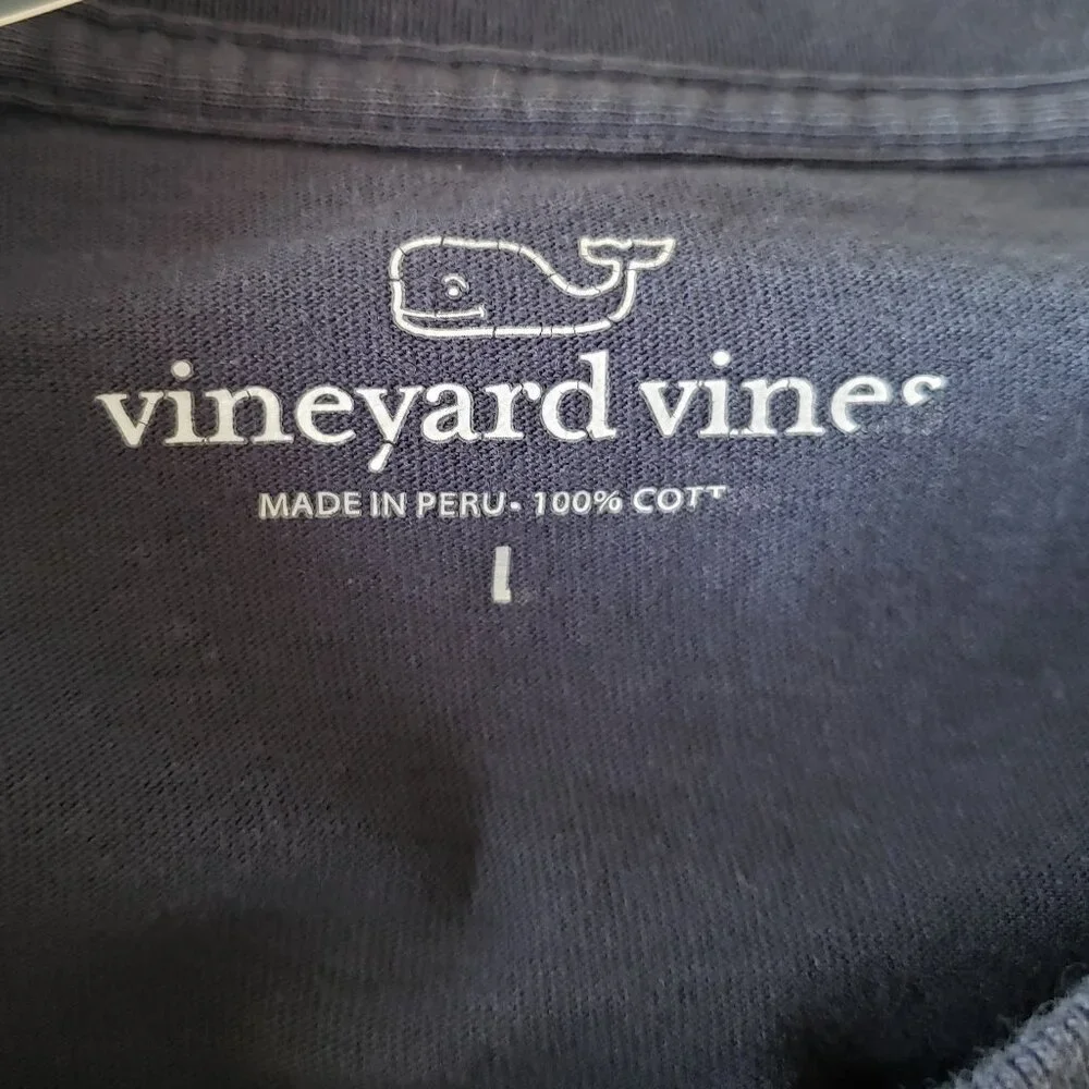 EUC Men's Vineyard Vines Christmas shirt size Large - Picture 2 of 7